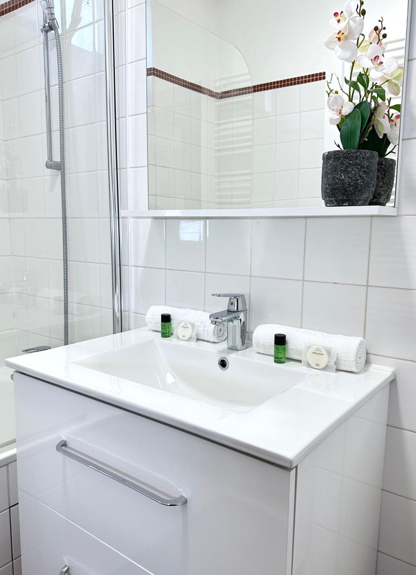 Apartament Welcoming & Cosy Flat Near Republique Paryż Zewnętrze zdjęcie